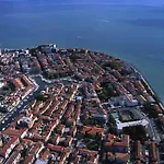 Dora Градо